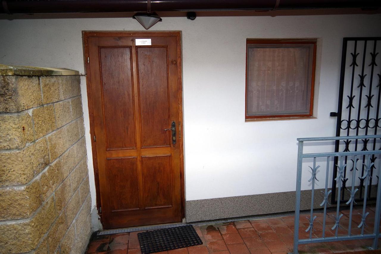 Apartamento Sklep U Veselych Mutěnice Exterior foto